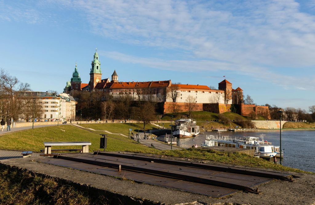 Bulwary wiślane w Krakowie które są idealnym miejscem na imprezy integracyjne Kraków